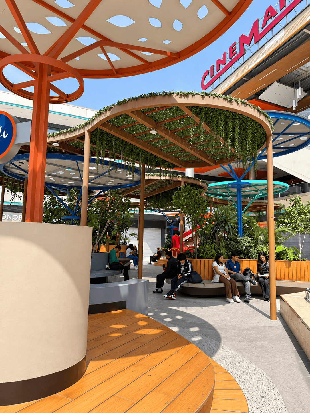 Bosque Mega Plaza